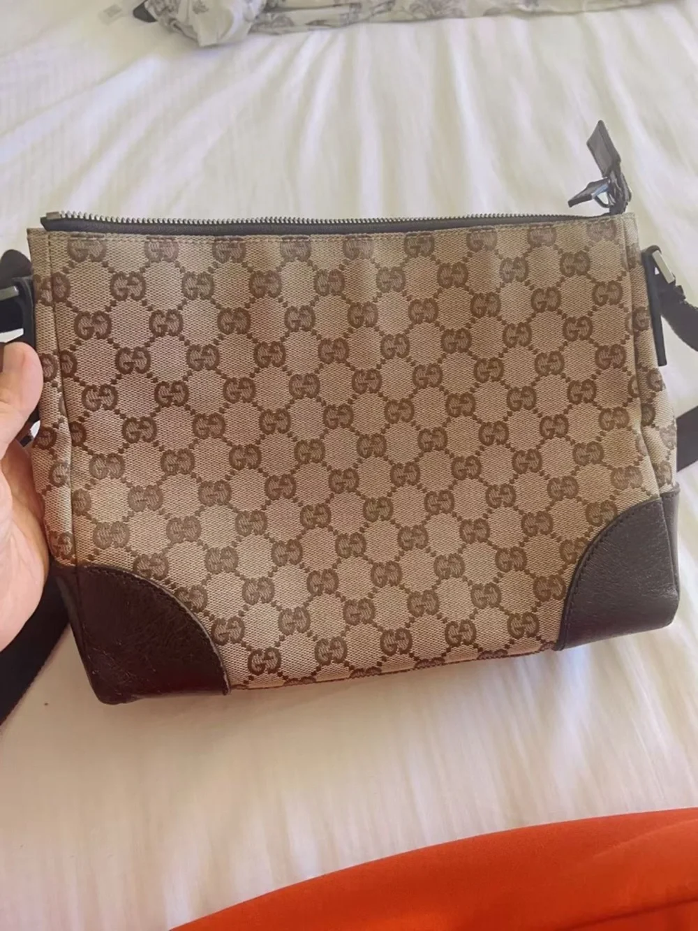 Gucci Shoulder Bag Joy Messenger in Brown/Beige Monogrammed Canvas crossbody bag
